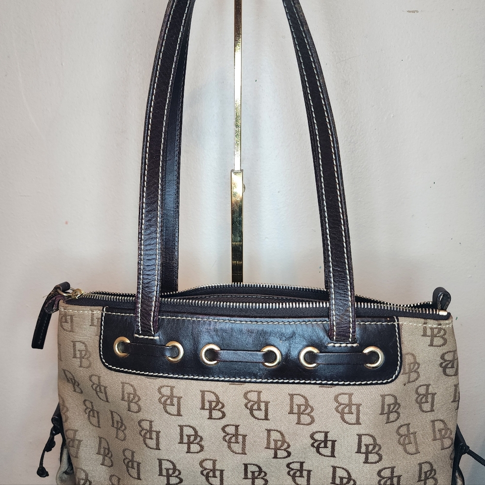 Dooney Bourke Handbags Canves LeatherPurse - Picture 2 of 11